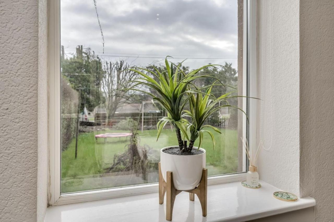 The Garden Flat, Loch Lomond Apartamento Alexandria Exterior foto